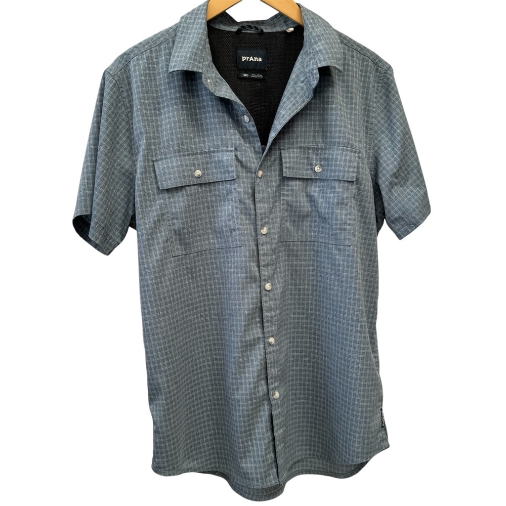 Prana light blue lightweight short sleeve button down, M